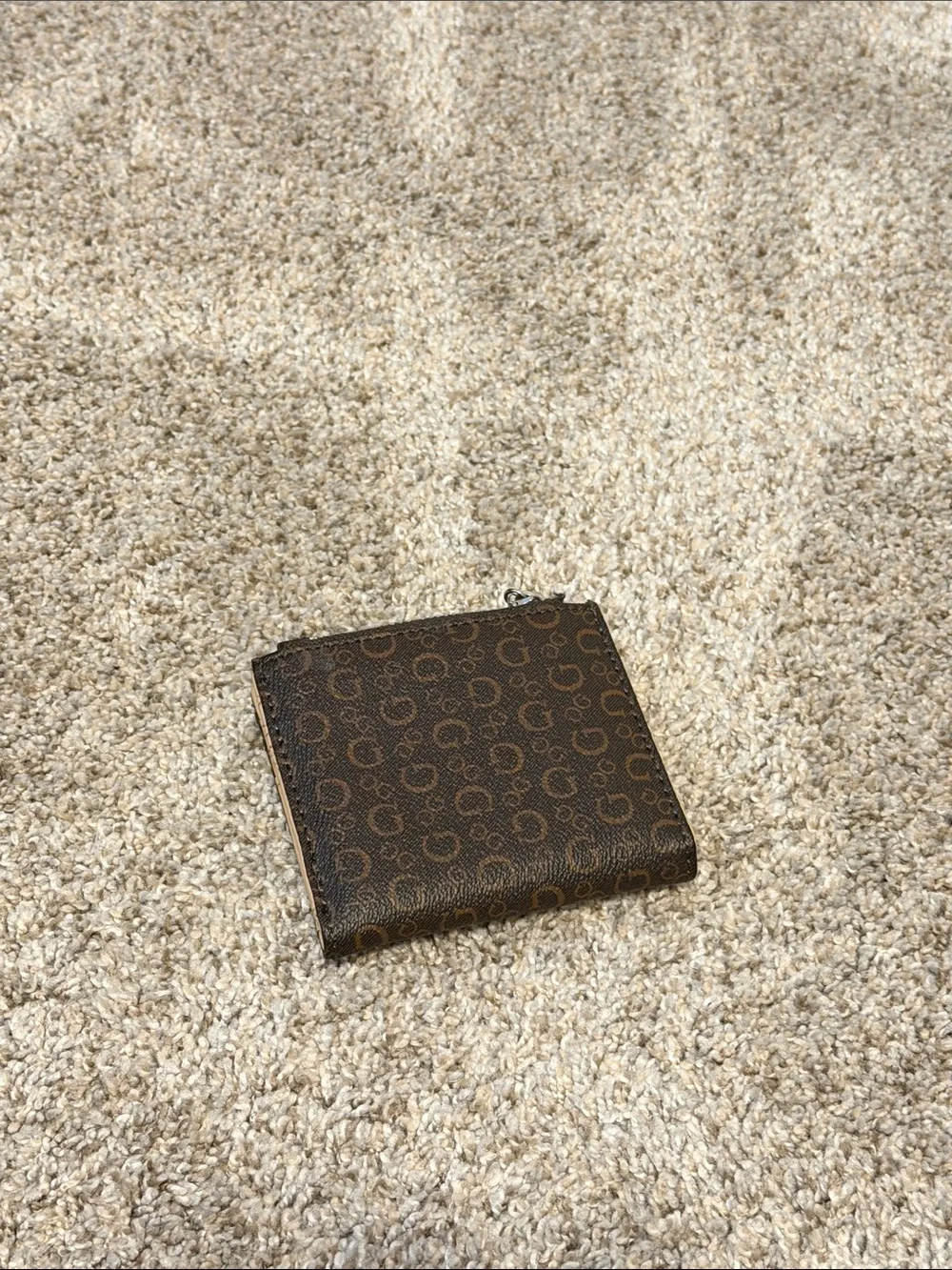 GUESS Brown Monogram Card Wallet with Logo Accent